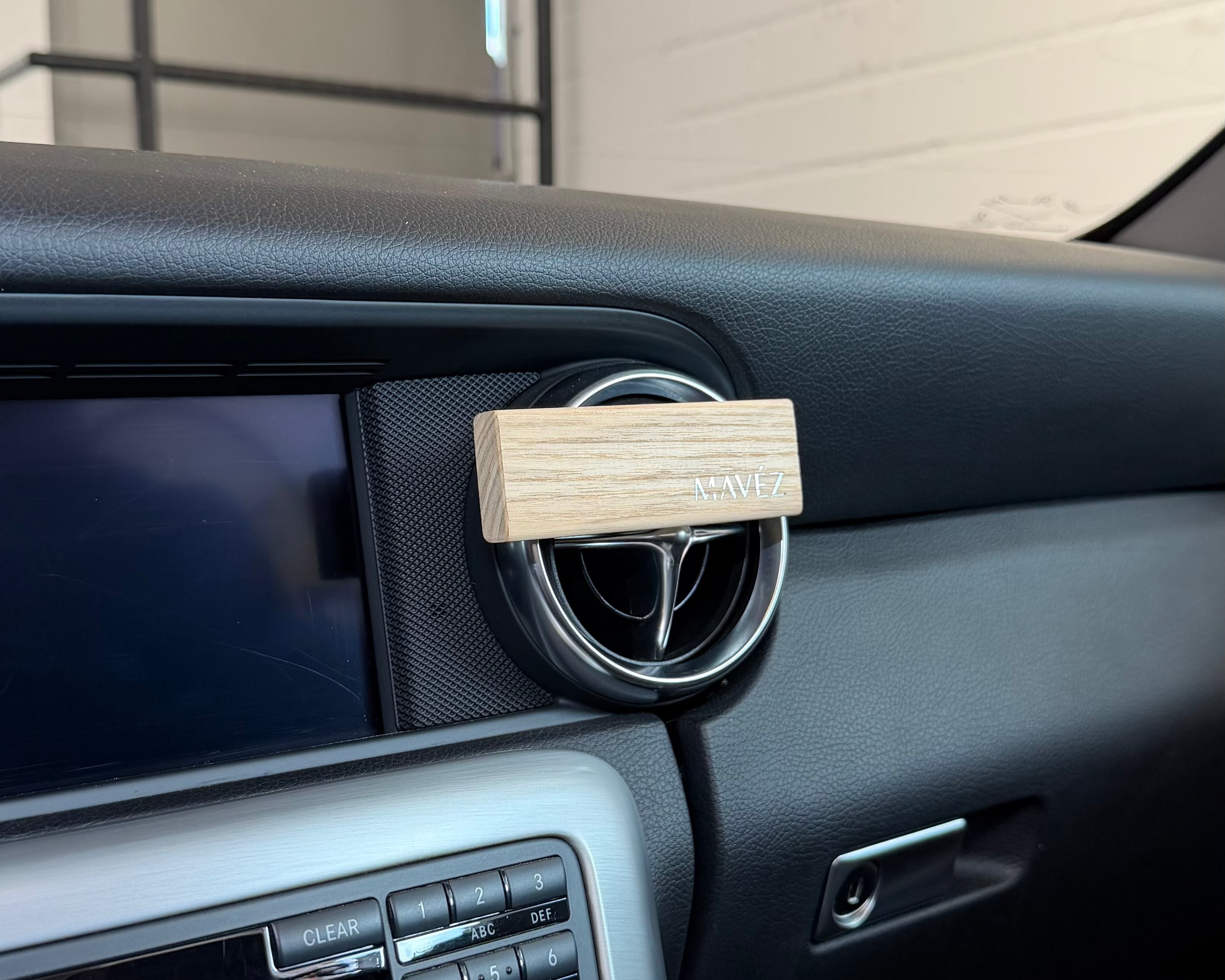 MAVÉZ Car Fragrance - beige